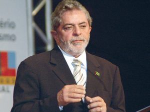 Lula anuncia novo aeroporto em São Paulo Lula anuncia novo aeroporto em São Paulo
