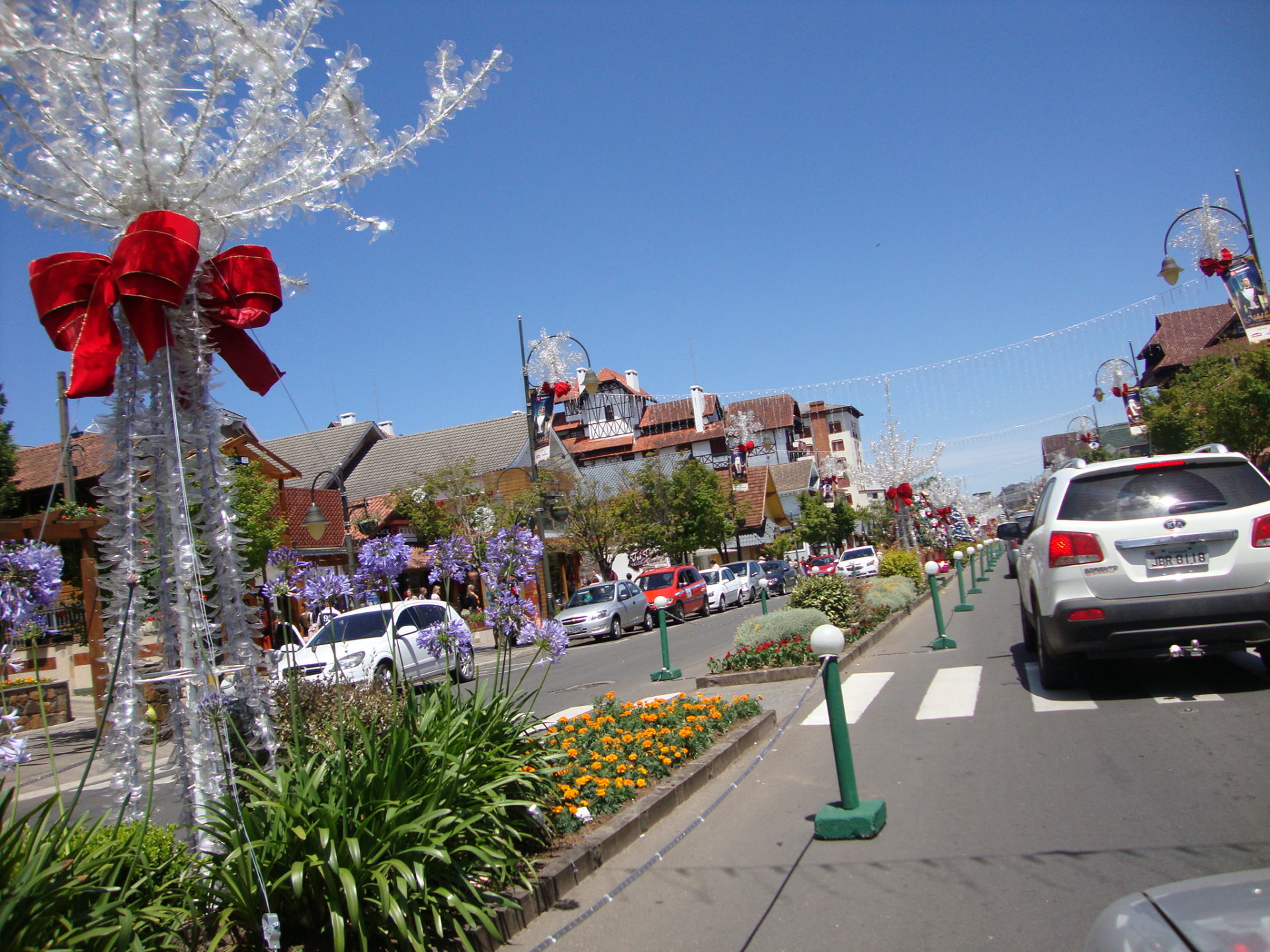 Decoração de Natal na Avenida Borges de Medeiros em Gramado