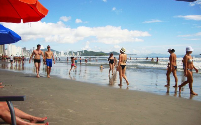 Vista da praia principal de Balneário Camboriú