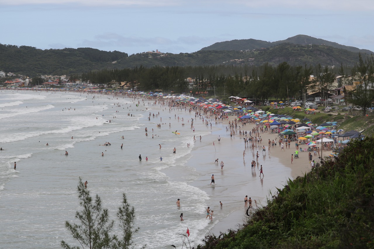 Vista da Praia de Garopaba em Santa Catarina