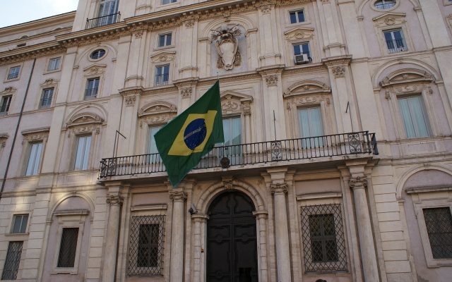 O Brasil possui vários consulados e embaixadas fora do país: esse é o de Roma na Itália