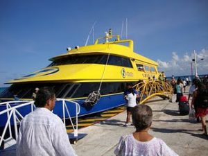 Ferry Boat - Playa del Carmen - México