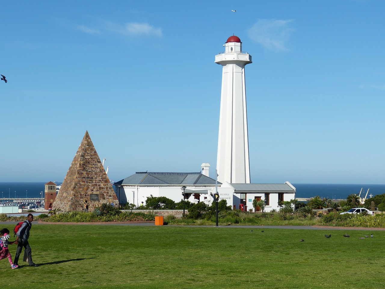 Vista do farol de Porto Elizabeth na África do Sul