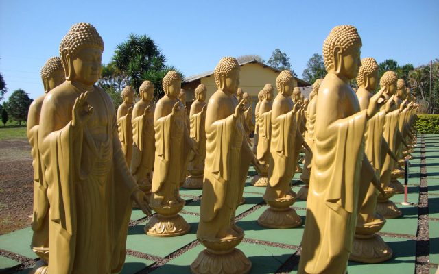 Estátuas - Templo Budista