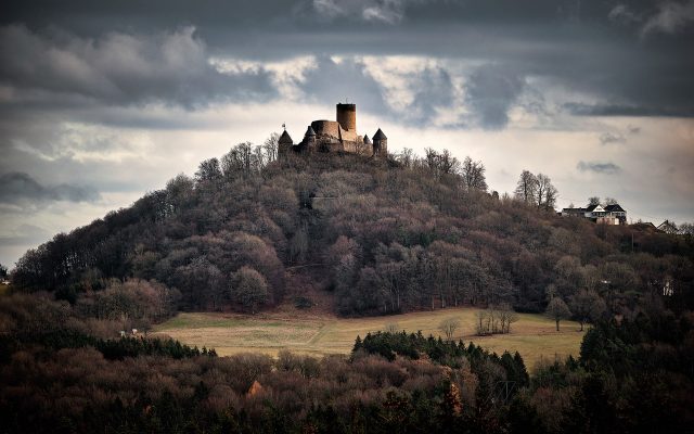 Vista do castelo de Nurburg na Alemanha