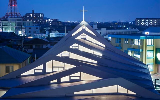 Vista da Igreja Católica de Suzuka no Japão