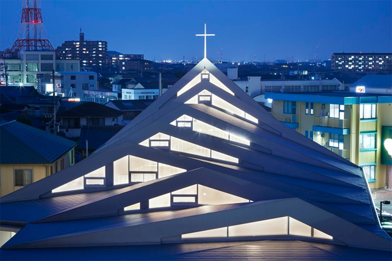 Vista da Igreja Católica de Suzuka no Japão