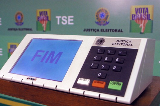 Como votar fora do país