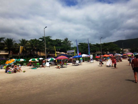 Praia de Bombas - SC