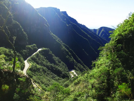 Vista por dentro da Serra do Rio do Rastro