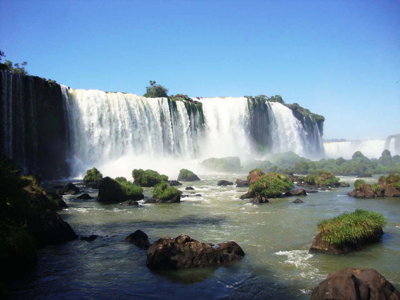 As cataratas de Foz do Iguaçu ficam ainda mais cheias