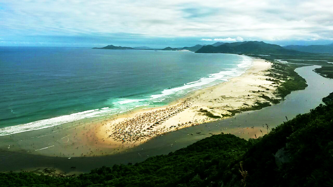 Vista da trilha Pedra do Urubu - Guarda do Embaú - SC