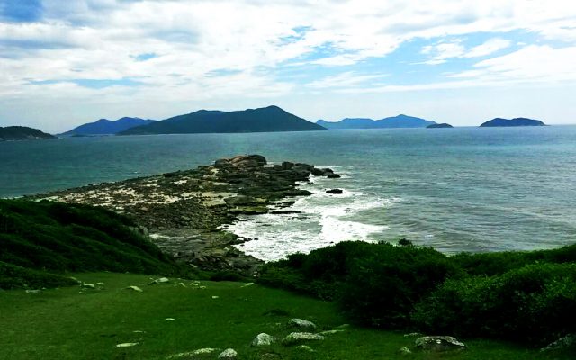 Vista da trilha Praia do Maço - Guarda do Embaú - SC