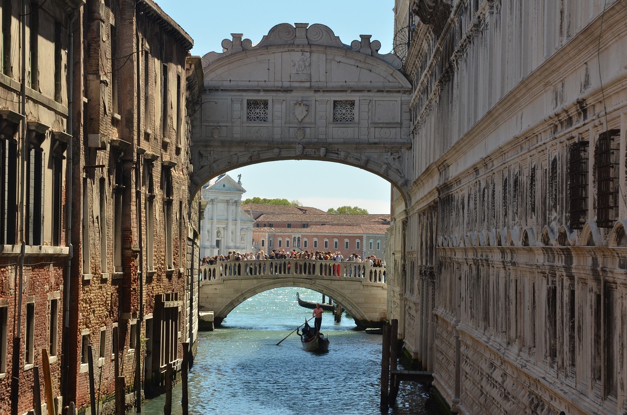 Ponte dos Suspiros em Veneza na Itália