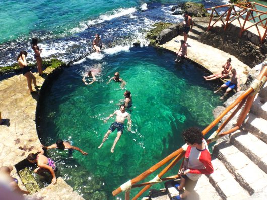Piscina natural no Xcaret