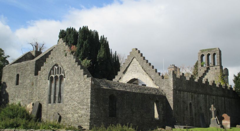 Ruínas da igreja de Malahide Abbey