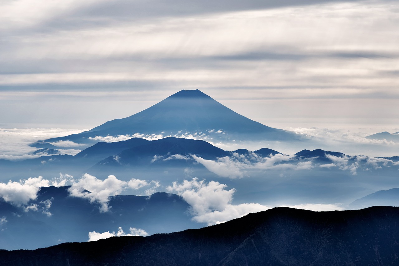 O Monte Fuji é uma das belezas para visitar com o seguro viagem Japão