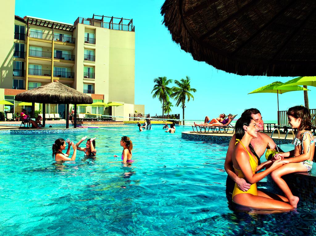 Acqua Beach Park Resort