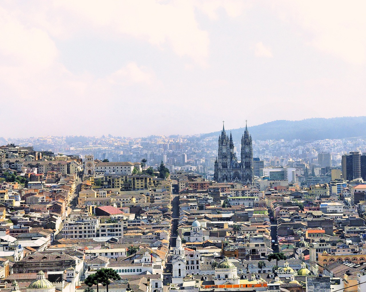 Visão da cidade de Quito no Equador