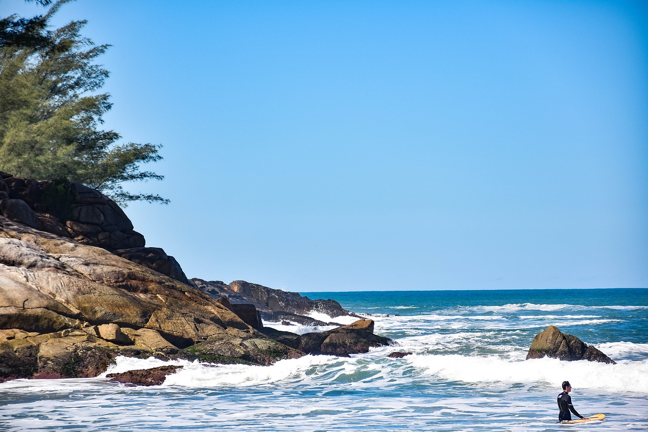 Que tal fazer uma viagem curta de São Paulo para Florianópolis para curtir essa incrível praia?