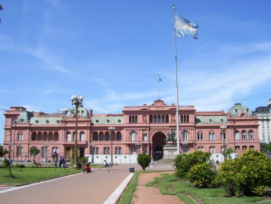 Essa é a famosa Casa Rosada de Buenos Aires Essa é a famosa Casa Rosada de Buenos Aires