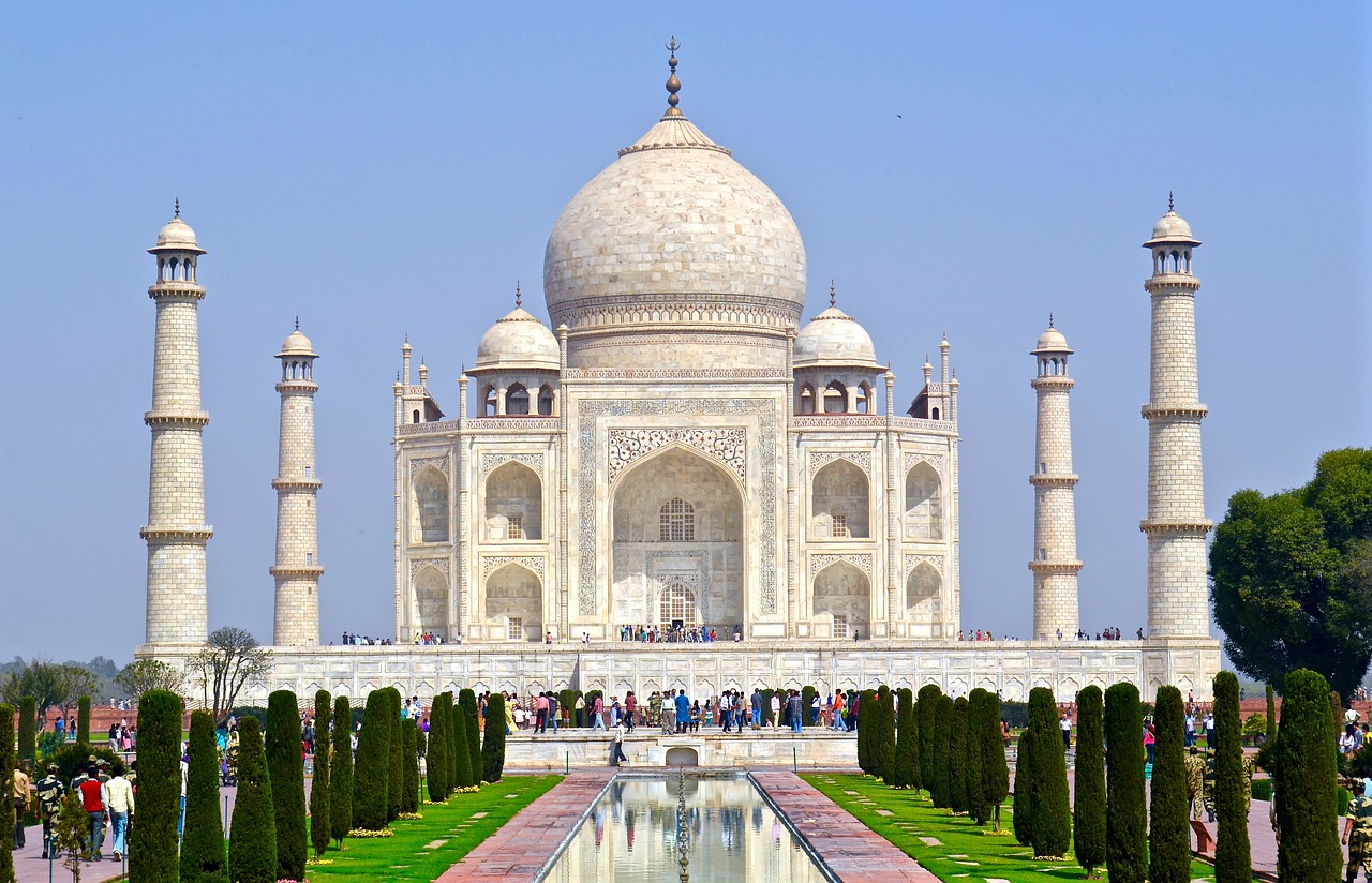 O Taj Mahal é o símbolo mais famoso da Índia