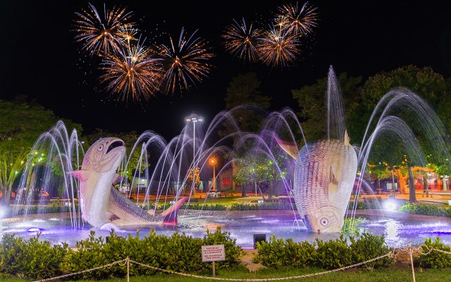 Espetáculo de fogos do réveillon em Bonito
