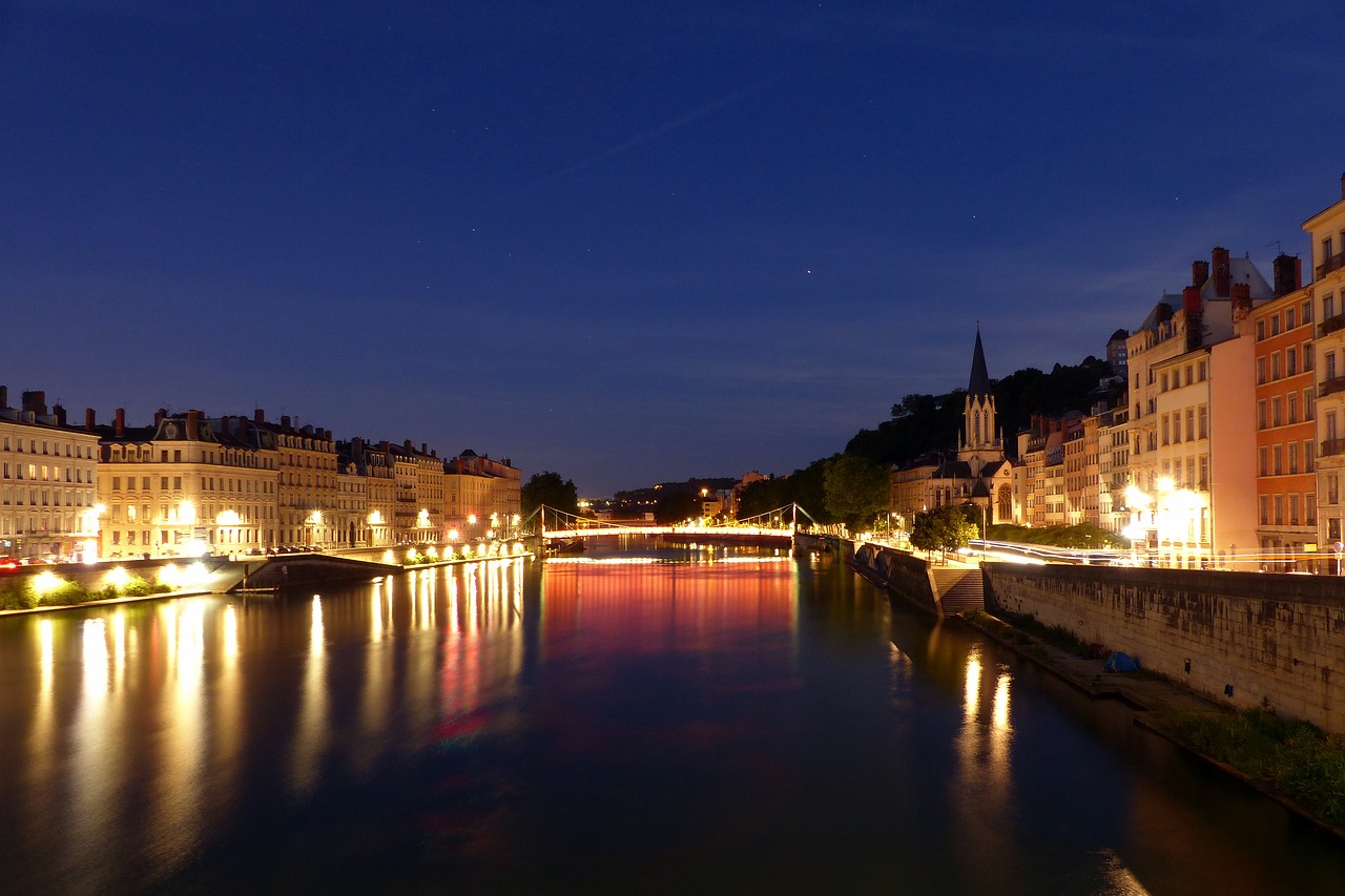 Lyon é um dos 12 belos lugares da França para se conhecer