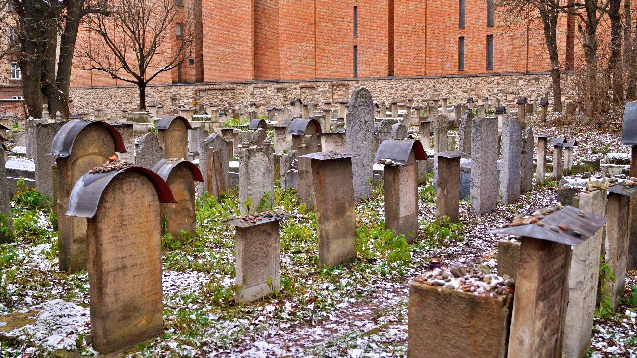 Antigo cemitério judeu na Cracóvia