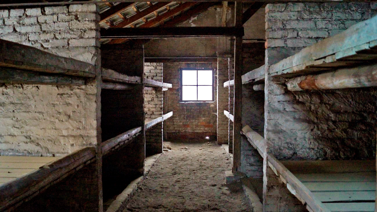 Dormitórios onde dormiam os condenados em Birkenau