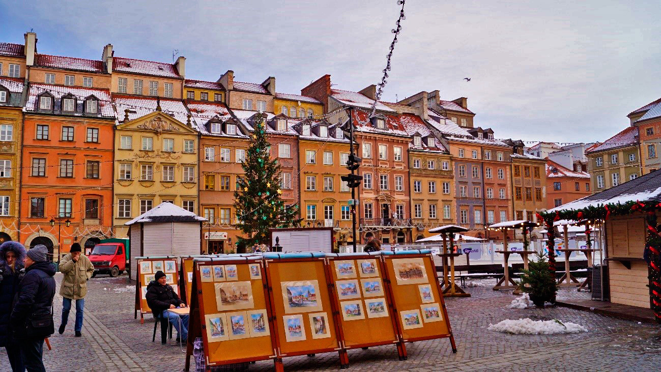 Feiras de Natal na Polônia com produtos artesanais