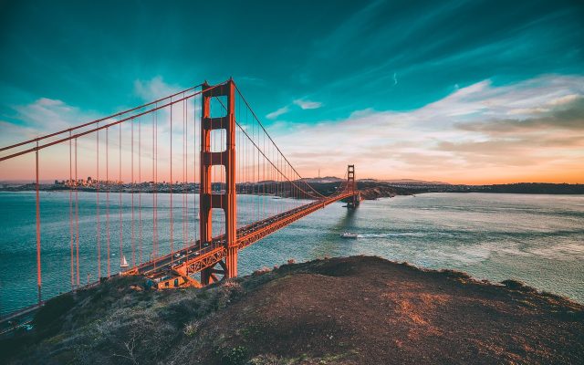 Essa é famosa Golden Gate Bridge de San Francisco