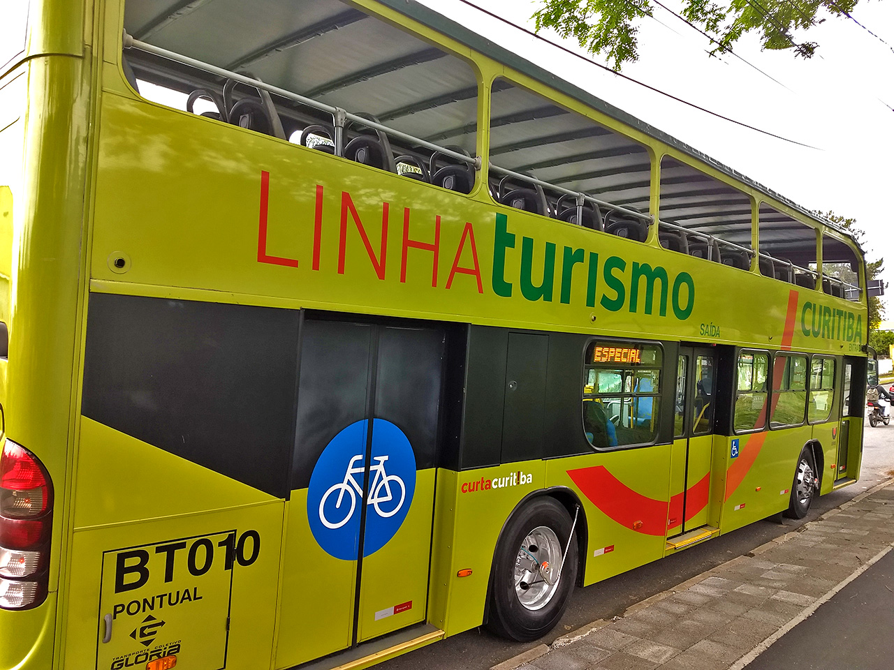 Ônibus da Linha Turismo de Curitiba