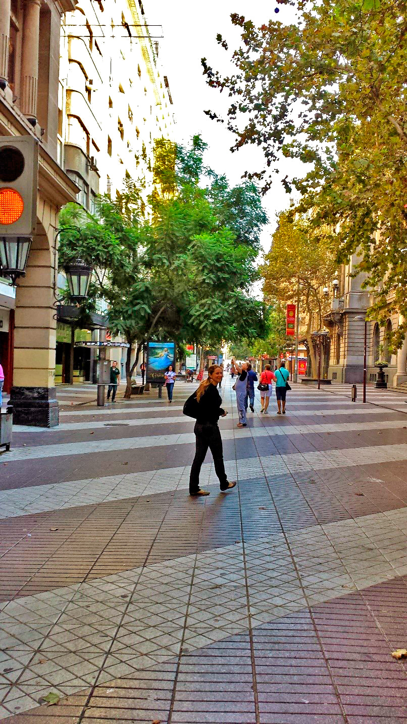 Caminhada nas ruas de Santiago