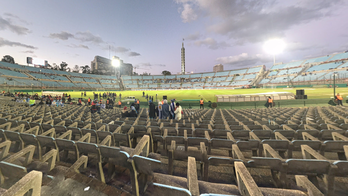 Dia de Jogo no Estádio Centenário