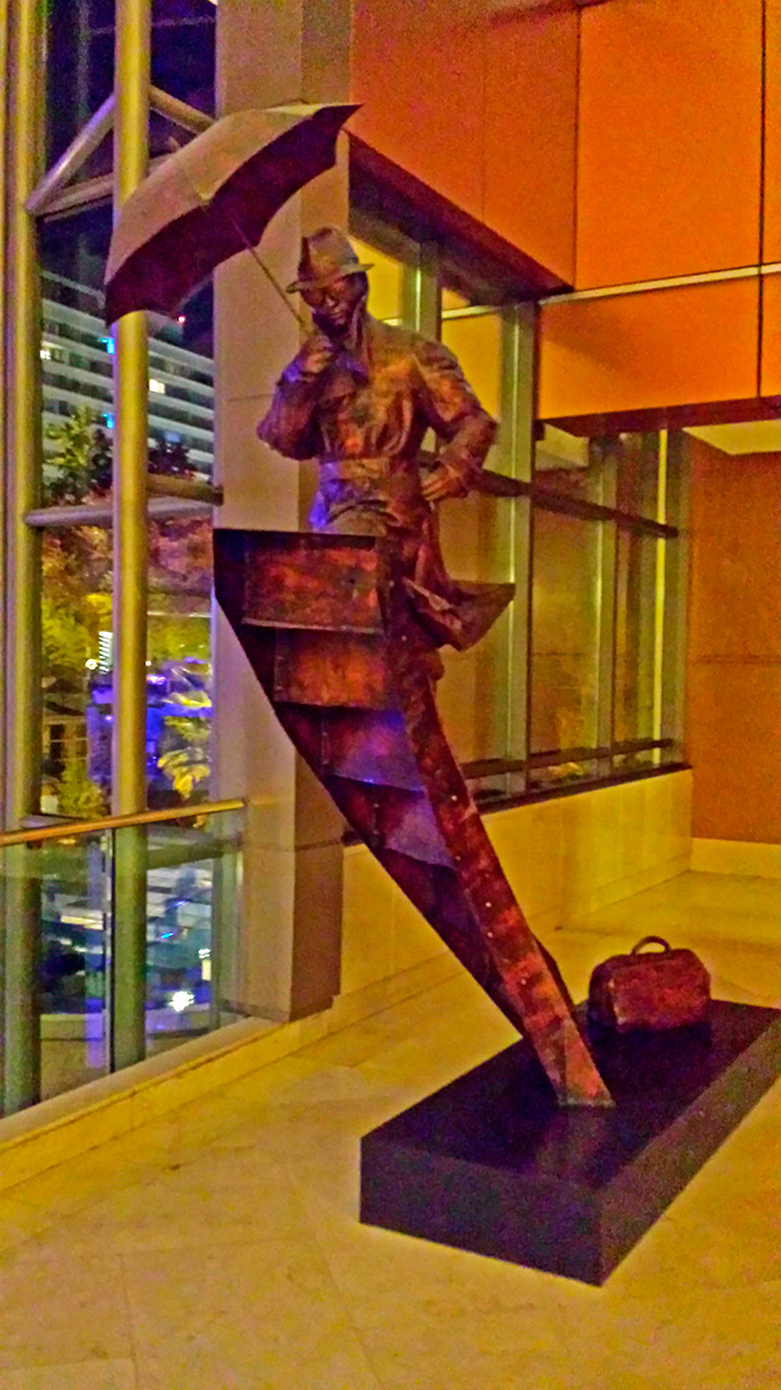 Escultura dentro do Hotel Marriott Santiago