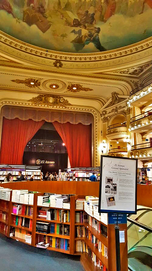 Vista da famosa Livraria El Ateneo