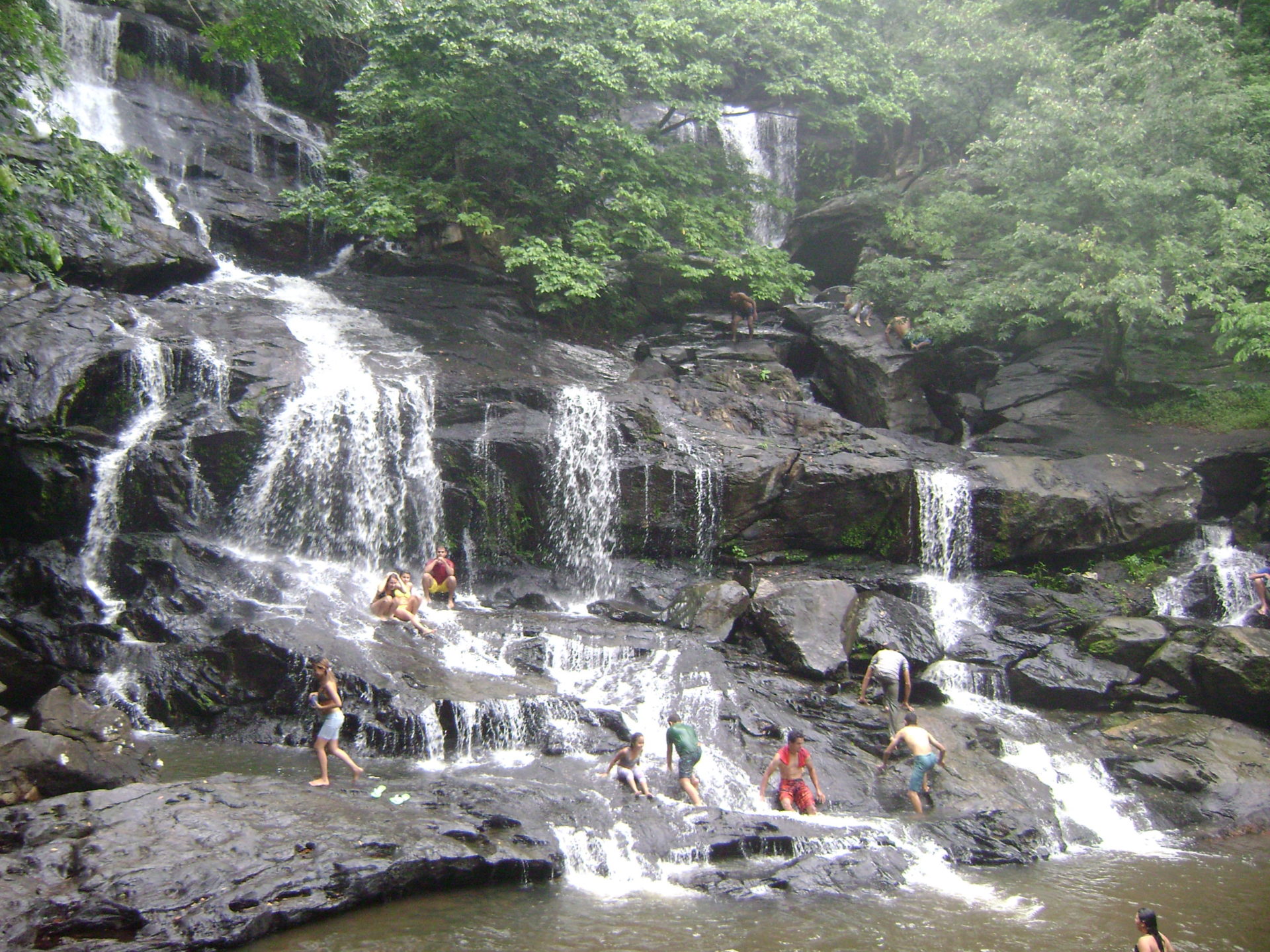 A Cachoeira do Roncador em Bananeiras é uma das cachoeiras da Paraíba