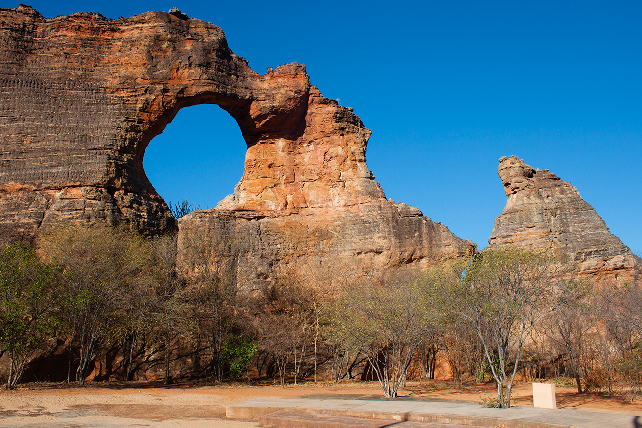 O Parque Nacional da Serra da Capivara é um dos parques do Piauí