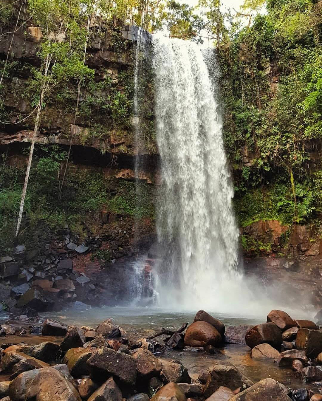 O Vale das Cachoeiras é uma das opções para você conhecer as várias cachoeiras de Rondônia