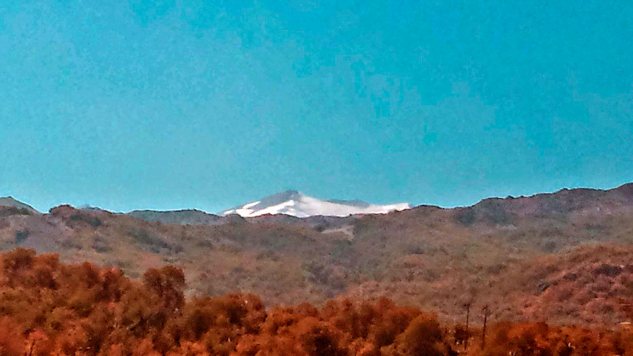 Estrada a caminho dos Nevados de Chillán - Vista do vulcão