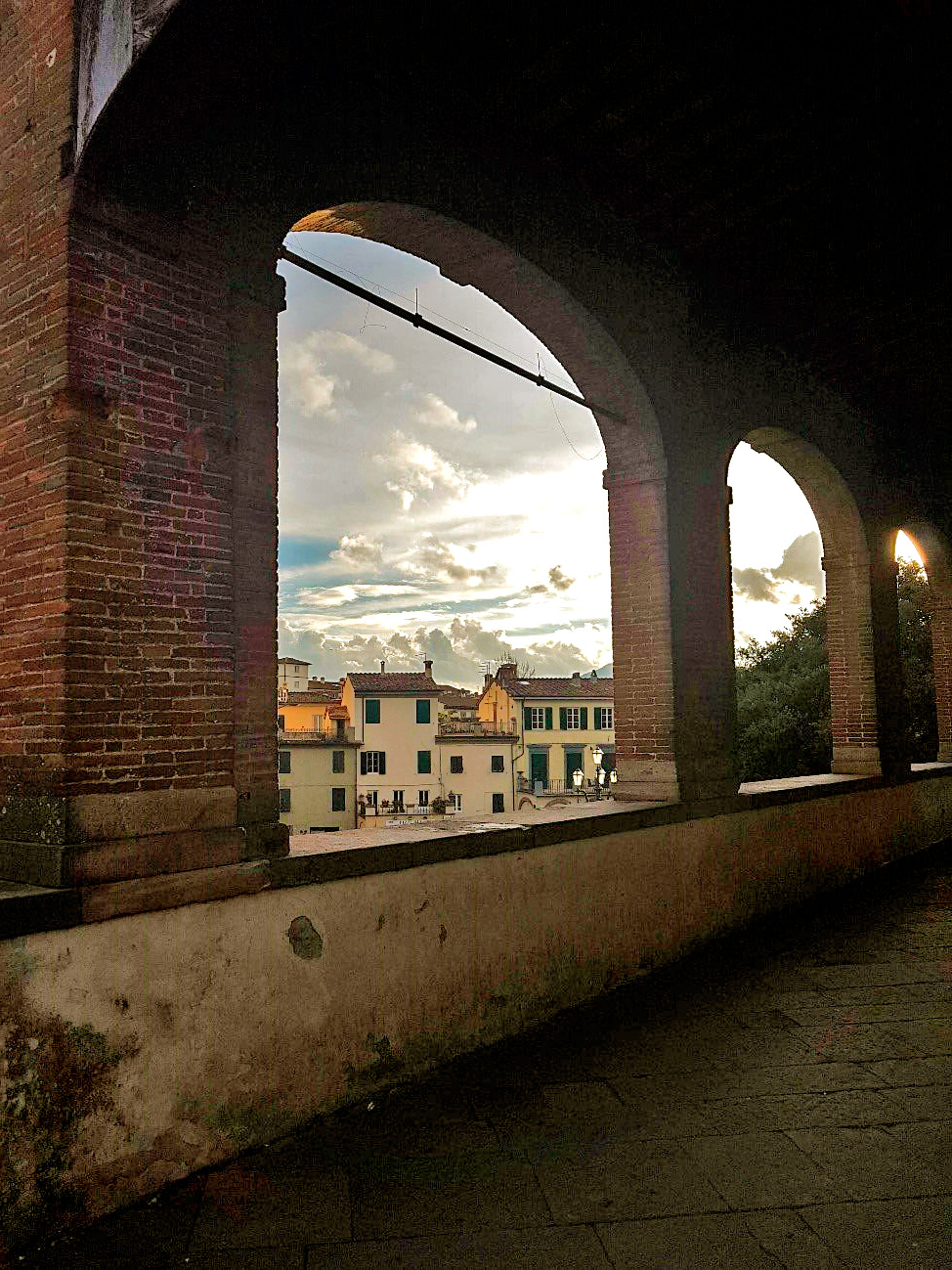 Uma das vistas da cidade de Lucca na Itália