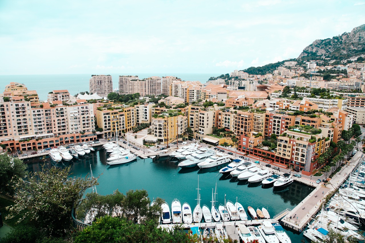 Vista de Mônaco na Riviera Francesa