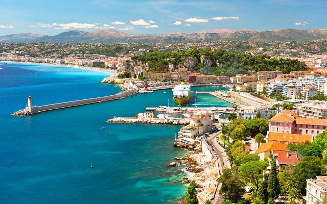Vista de Nice na Riviera Francesa
