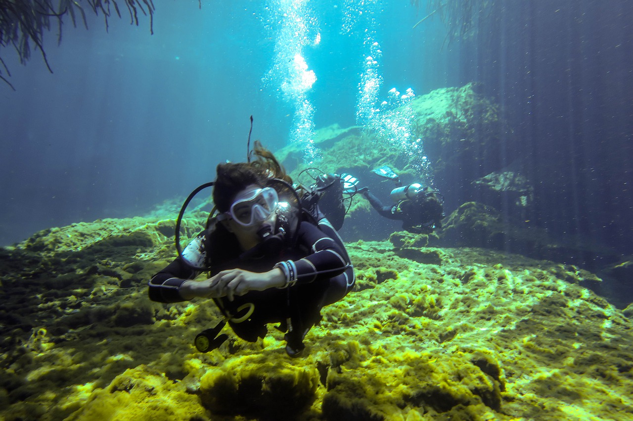 O mergulho nos cenotes é uma das principais atrações de Tulum