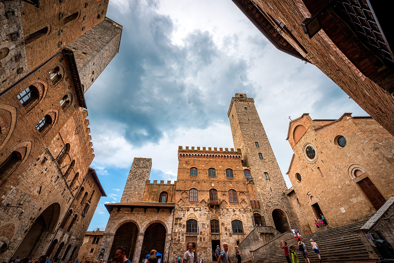 Visão da Torre Grossa de San Gemignano