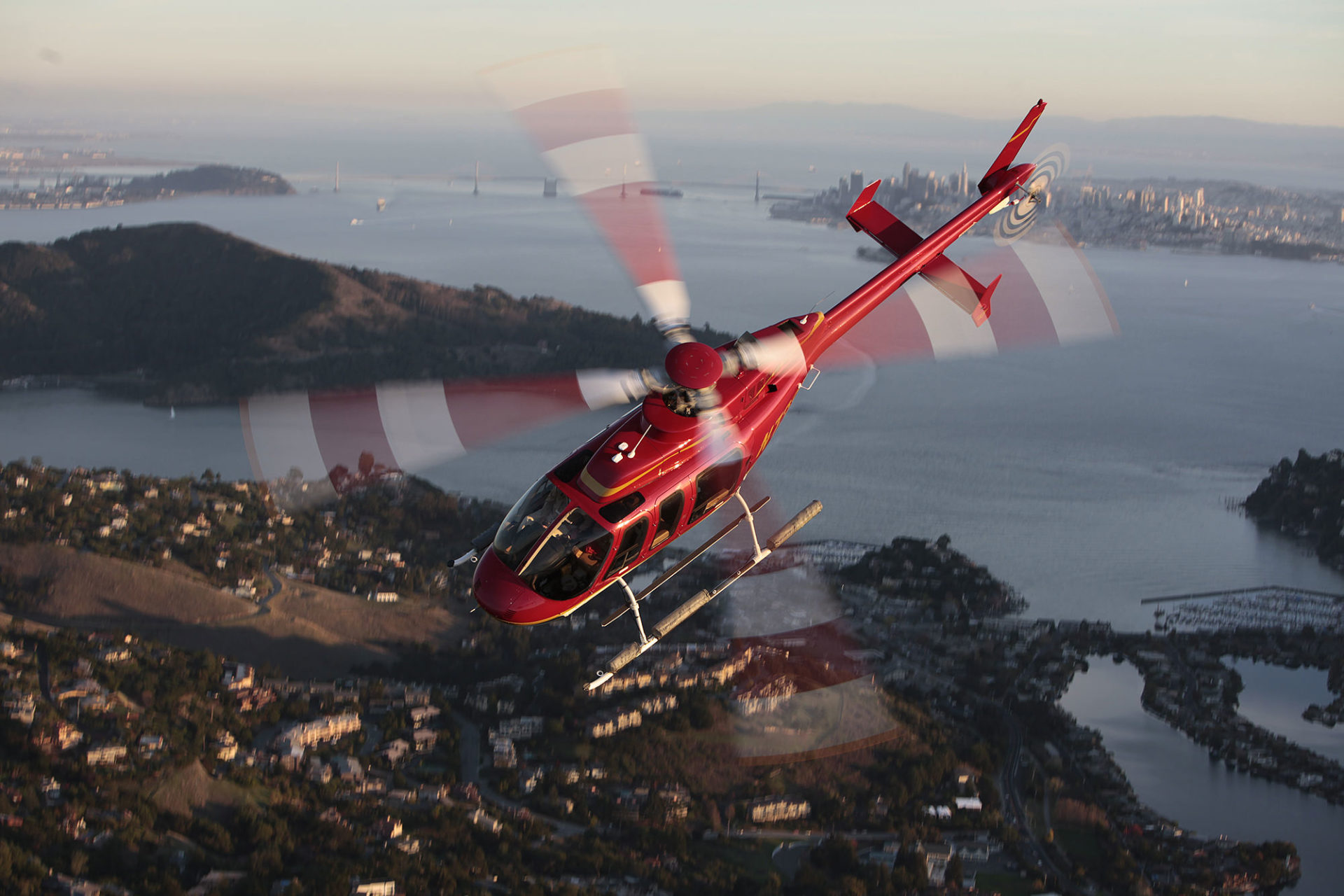 Passeio de helicóptero na Golden Gate Bridge