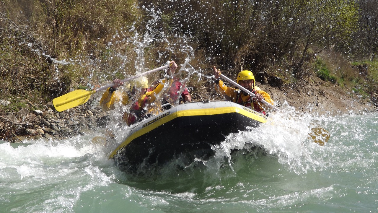 Quais os benefícios de fazer rafting?