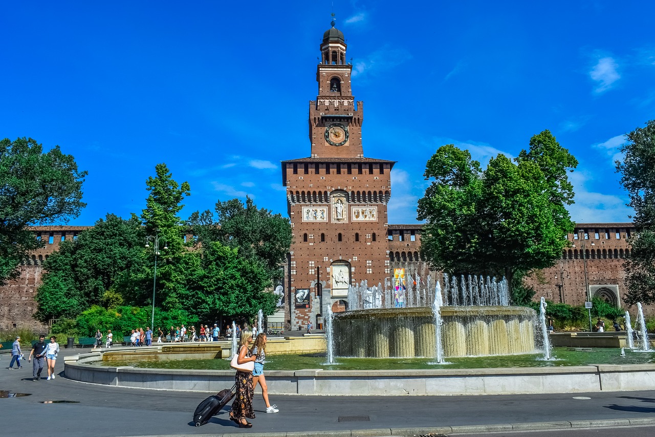 Aproveite para conhecer o Castello Sforzesco em Milão