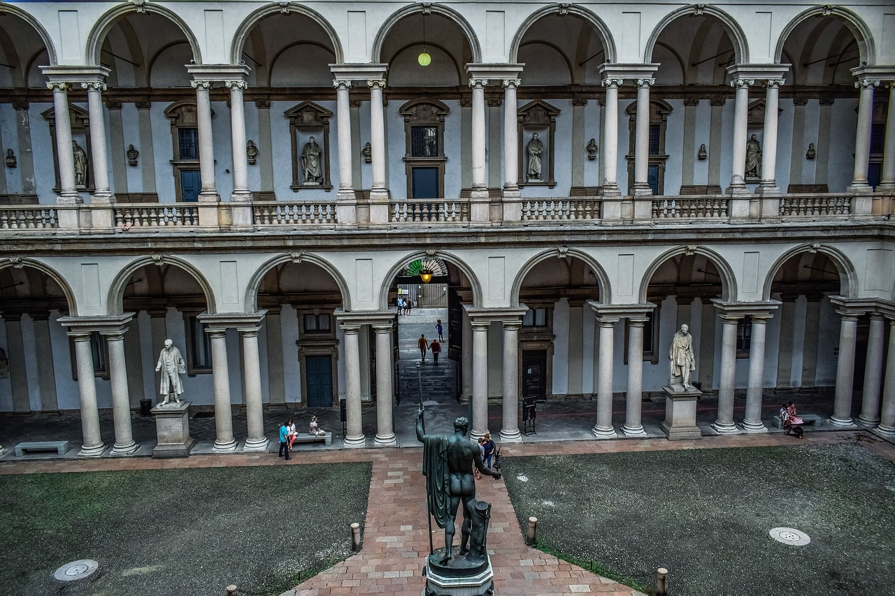 Detalhes da Pinacoteca di Brera em Milão